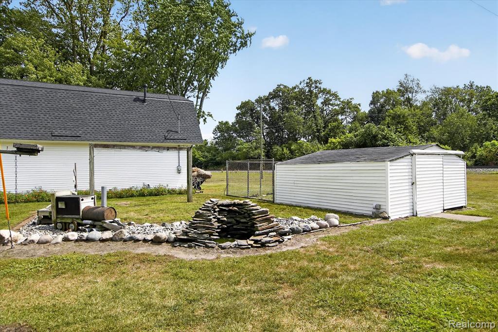 11175 Elmview Street Property Photo 51