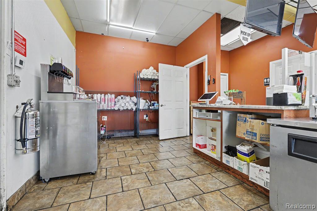 304 S Telegraph Road Property Photo 29