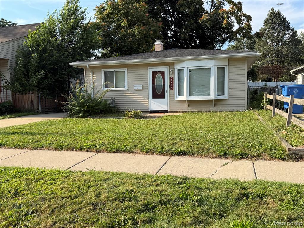 25536 Powers Avenue Property Photo 1