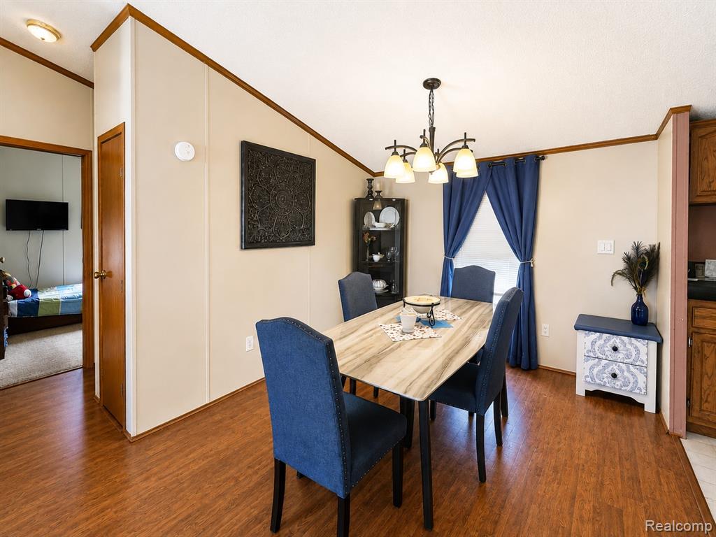 28917 Briarwood Property Photo 7