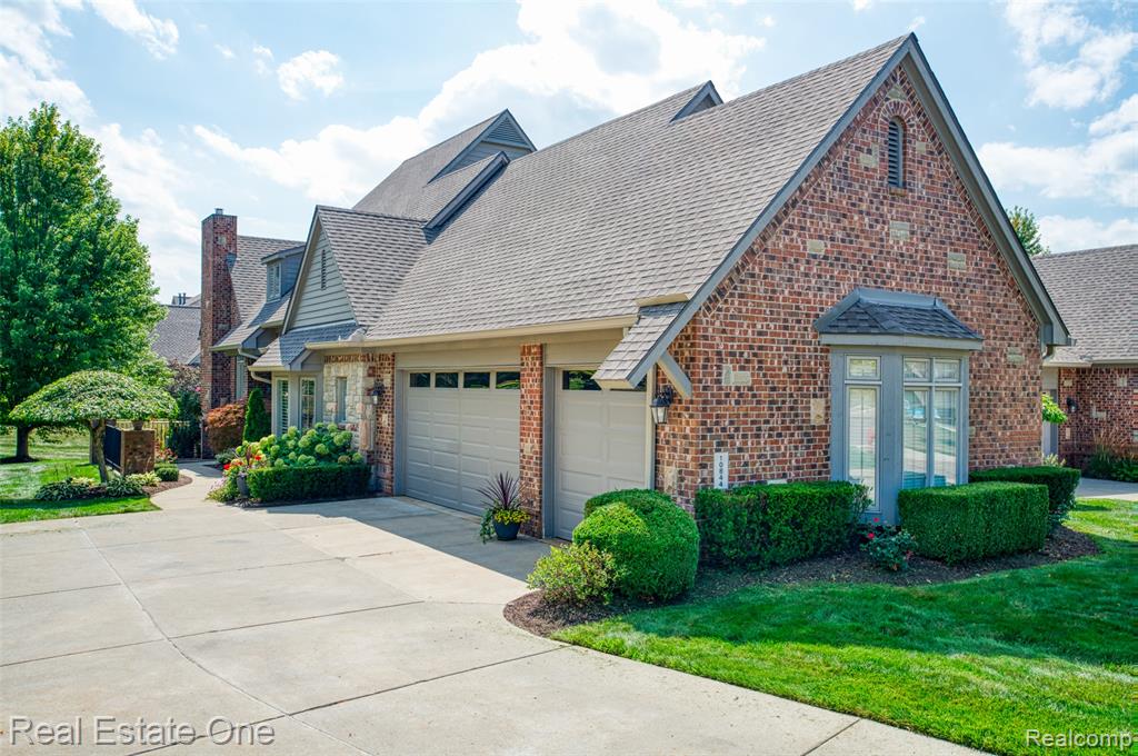 10844 Sparkling Waters Court Property Photo 1