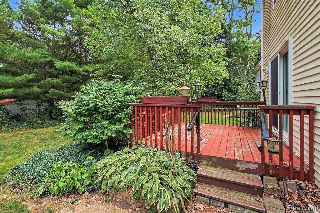 8565 Hamburg Road Property Photo 4
