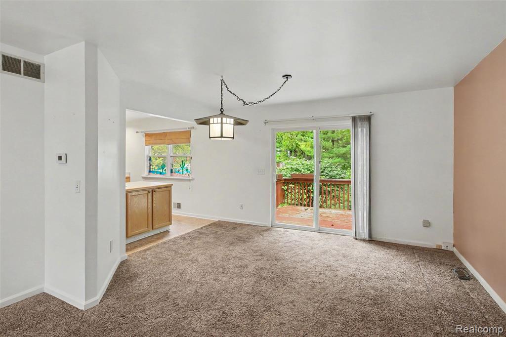 8565 Hamburg Road Property Photo 10