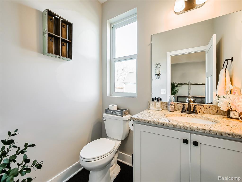 3718 Cornwell Court Property Photo 4