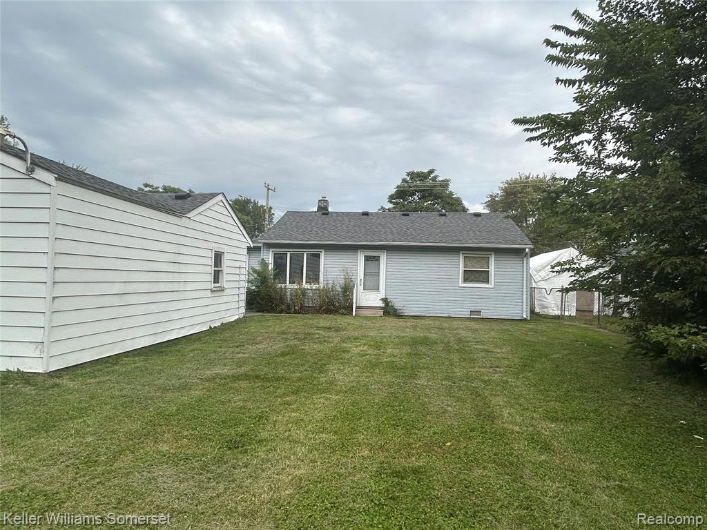 33809 Calumet Court Property Photo 8