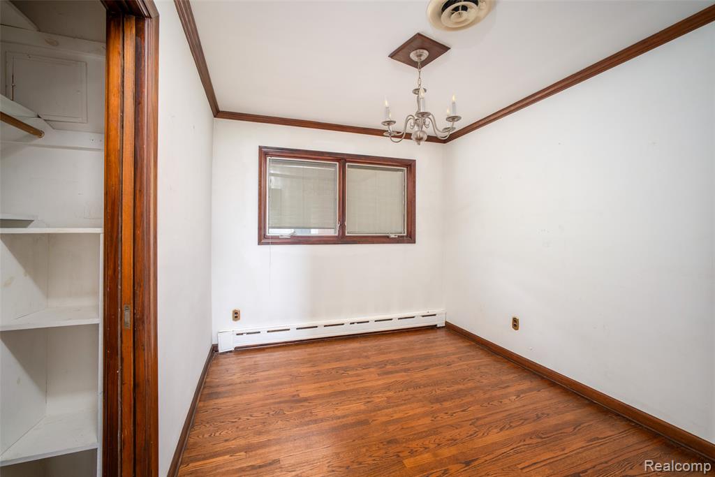 751 Auburn Street Property Photo 10