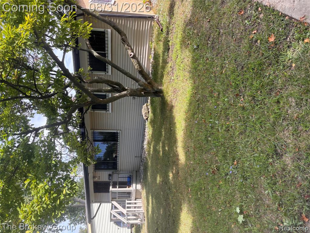 5916 Susan Street Property Photo 1