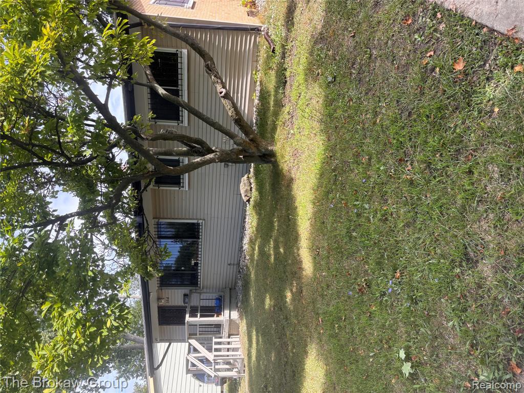 5916 Susan Street Property Photo 1