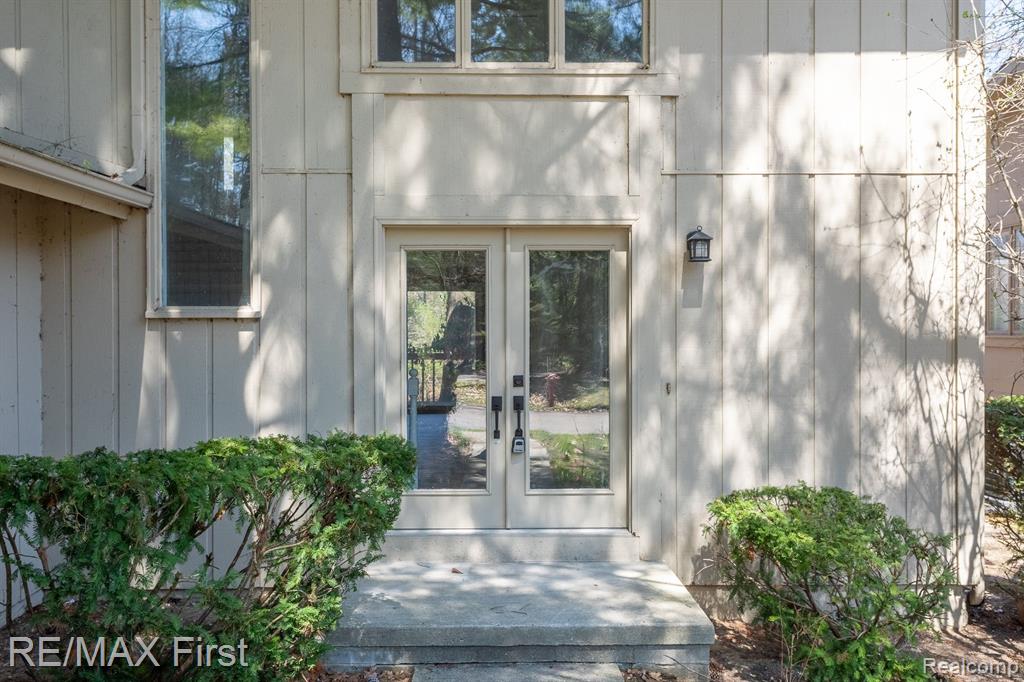 6620 Red Cedar Lane Property Photo 4