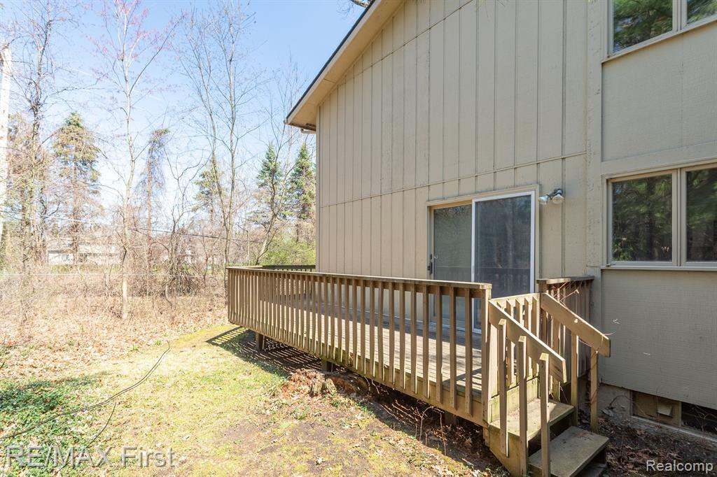 6620 Red Cedar Lane Property Photo 9