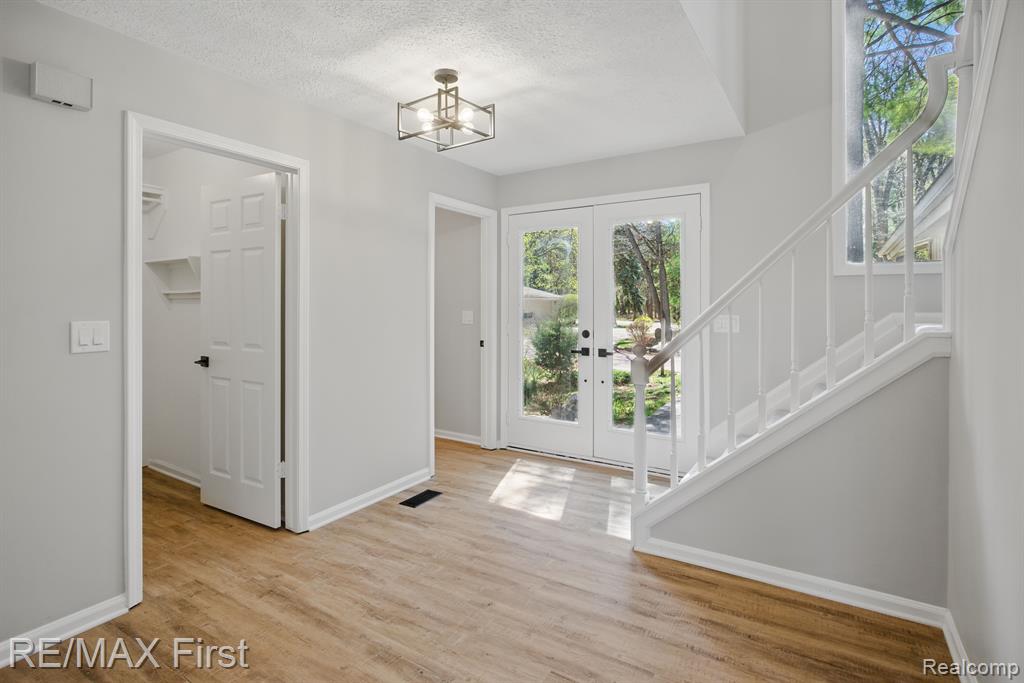 6620 Red Cedar Lane Property Photo 10