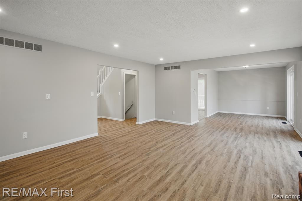 6620 Red Cedar Lane Property Photo 18