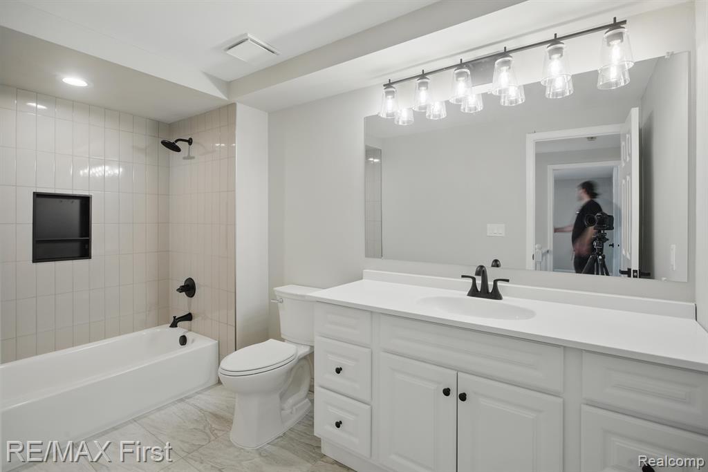 6620 Red Cedar Lane Property Photo 35