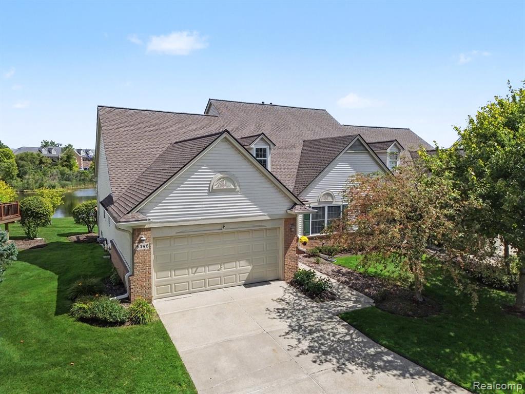 6396 Heron Park Way Property Photo 1