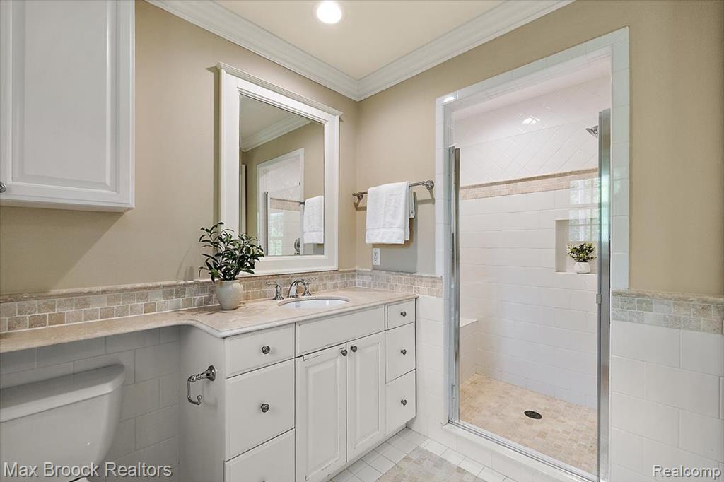 620 Lakeside Drive Property Photo 32