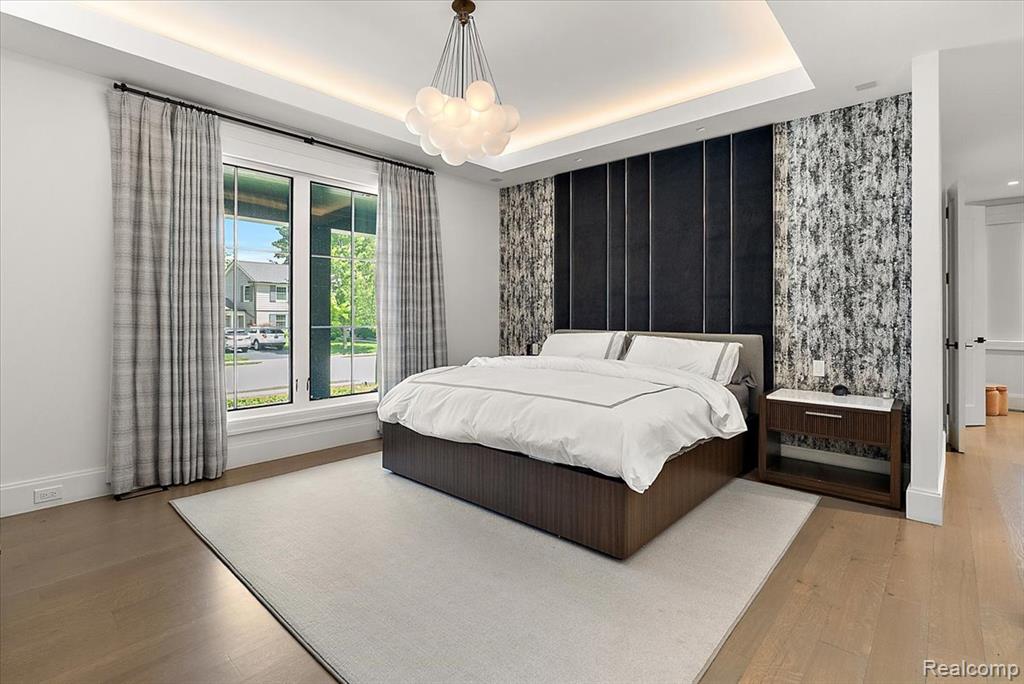 1099 N Glenhurst Drive Property Photo 27