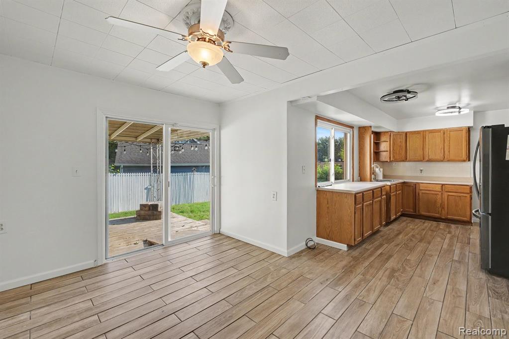 1210 Simca Street Property Photo 7