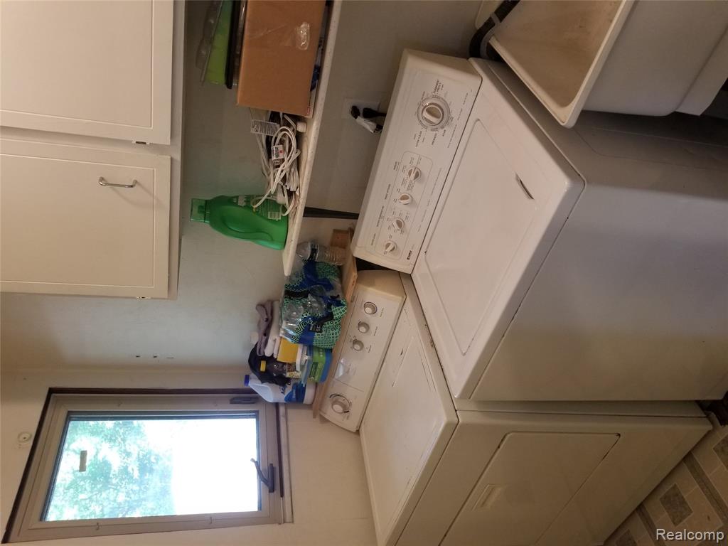 3231 W Utica Road Property Photo 16