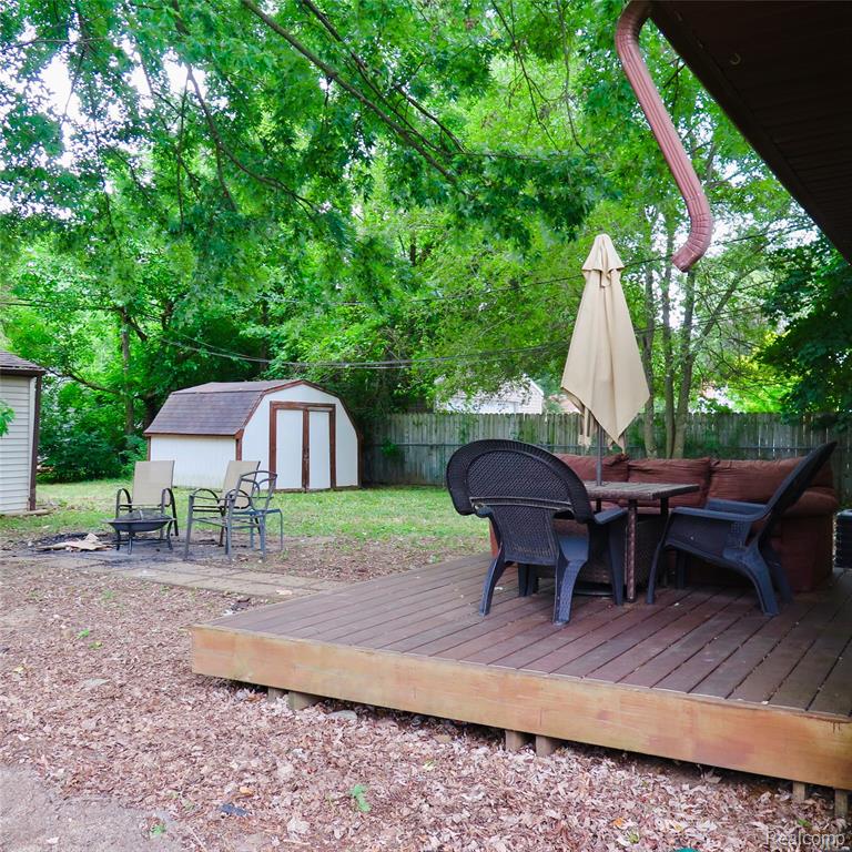 3231 W Utica Road Property Photo 20