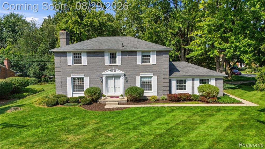 487 Henley Drive Property Photo 1