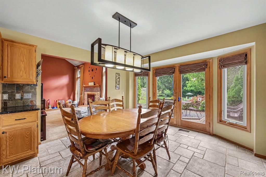 52824 Mary Martin Drive Property Photo 11