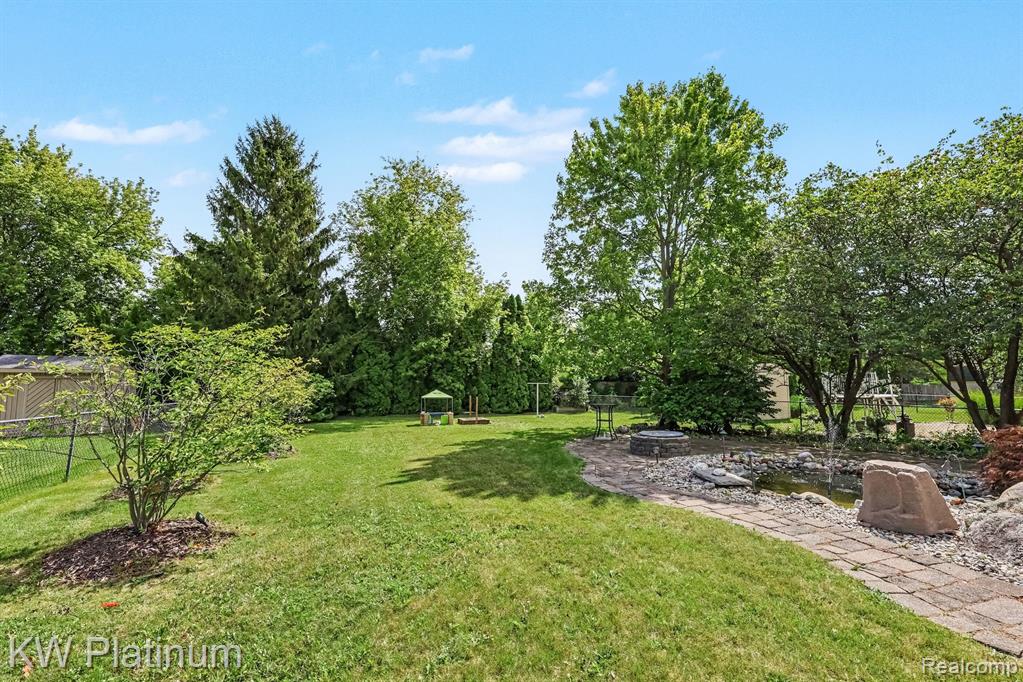 52824 Mary Martin Drive Property Photo 29