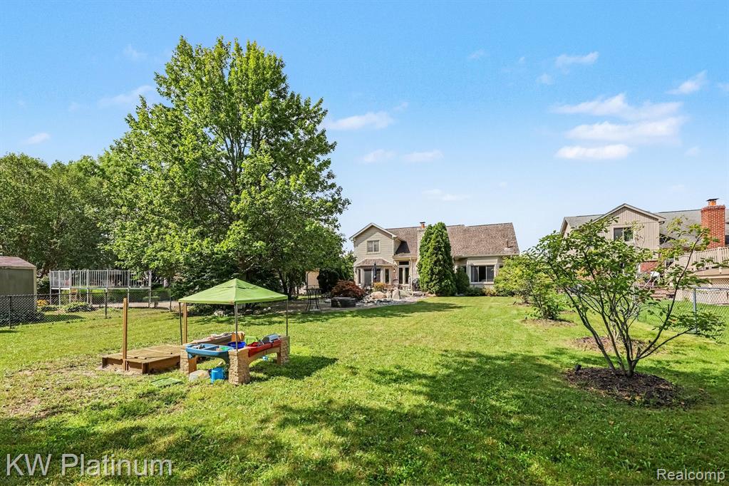 52824 Mary Martin Drive Property Photo 36
