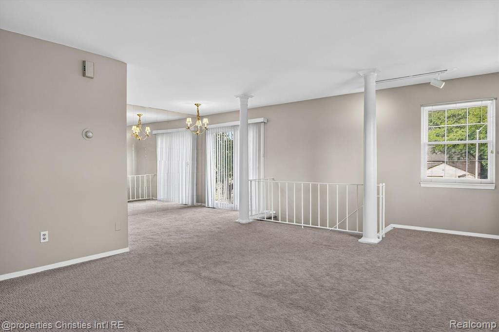 23672 N Rockledge Property Photo 8