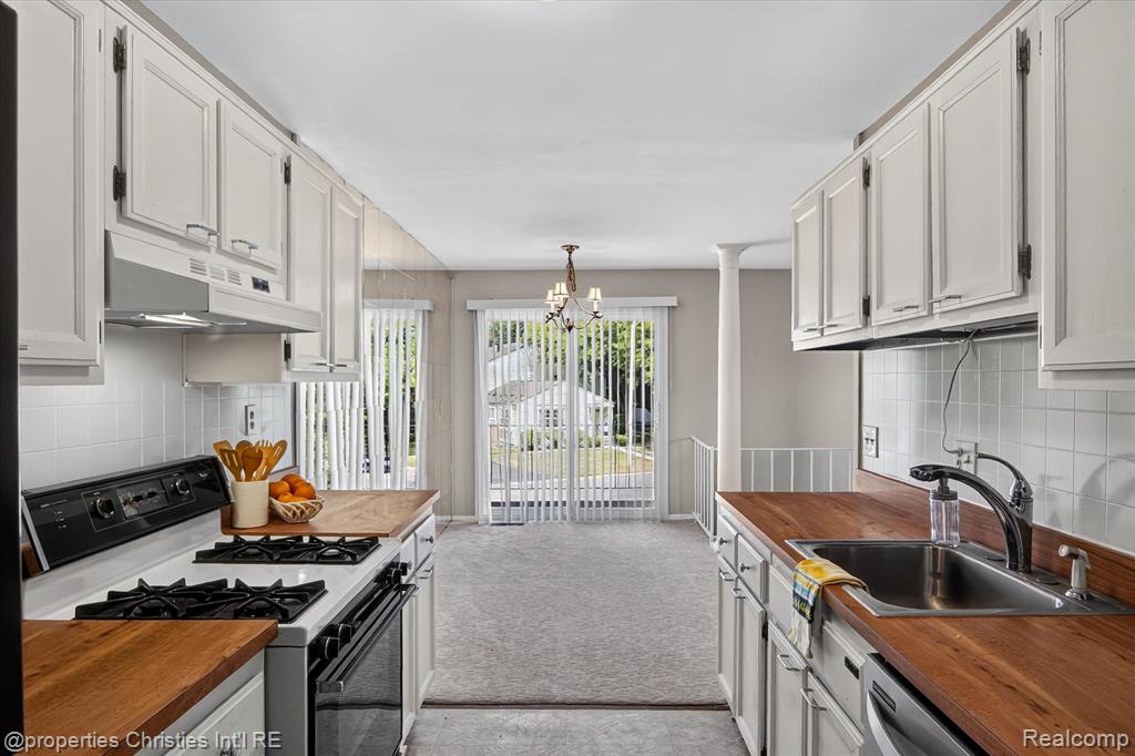 23672 N Rockledge Property Photo 15