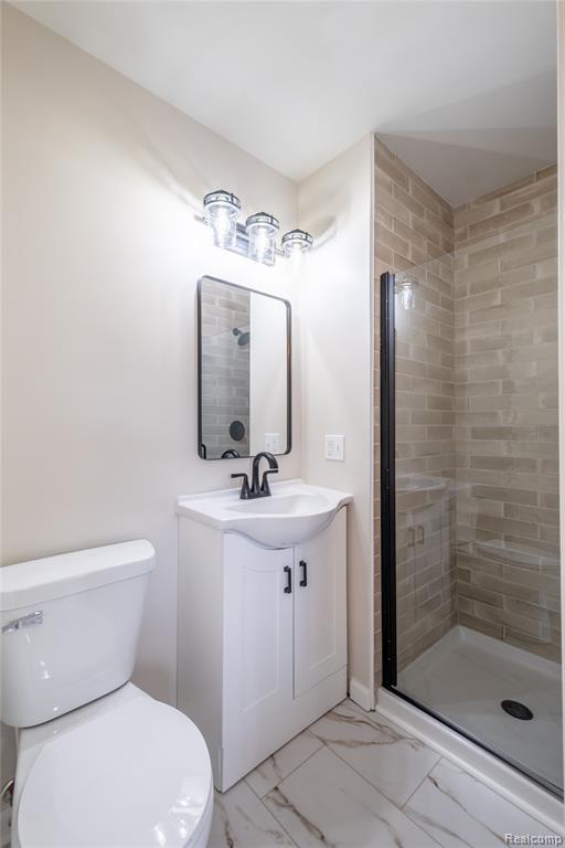 5181 Burnside Road Property Photo 7