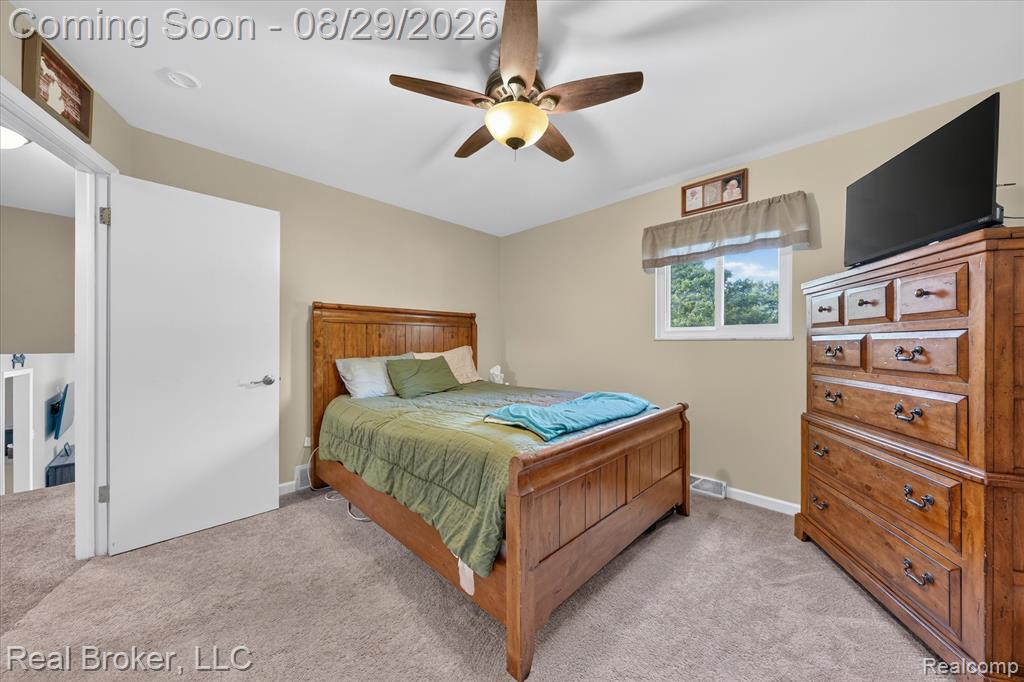 36400 Madison Street Property Photo 13