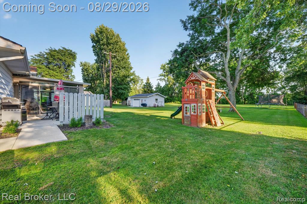 36400 Madison Street Property Photo 27
