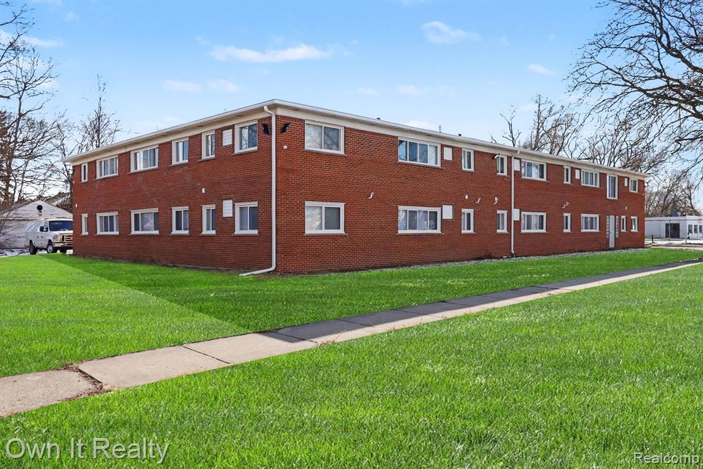13031 Unit #14 Joy Road Property Photo 2
