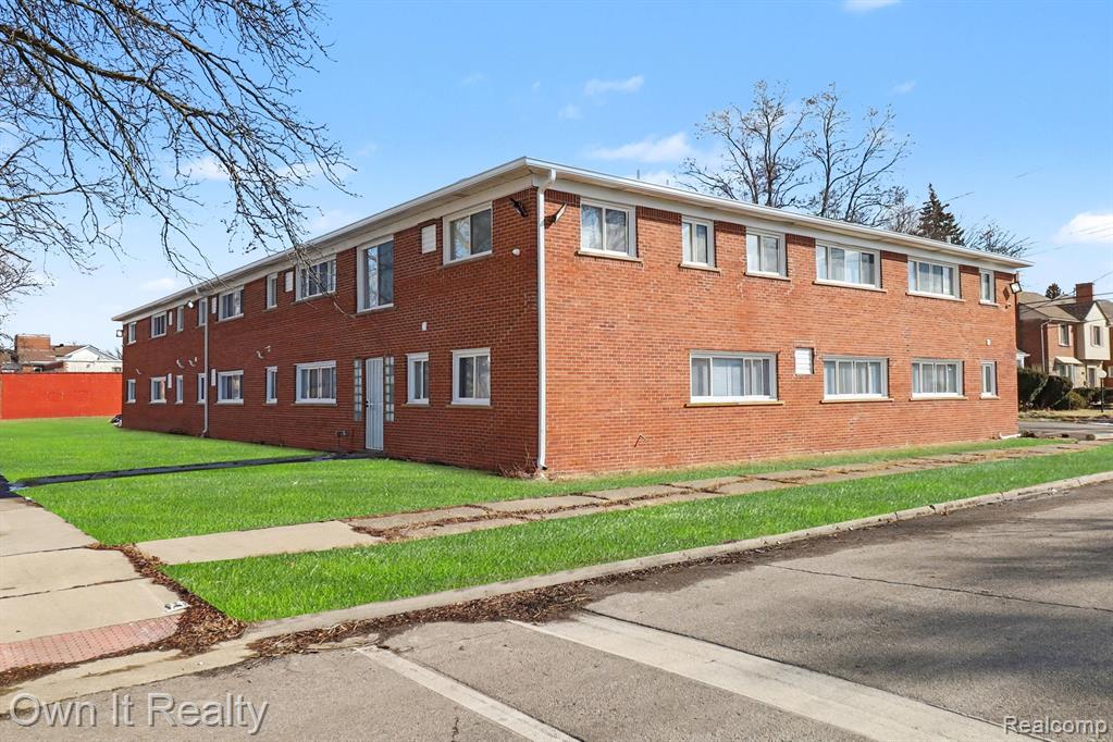 13031 Unit #14 Joy Road Property Photo 4