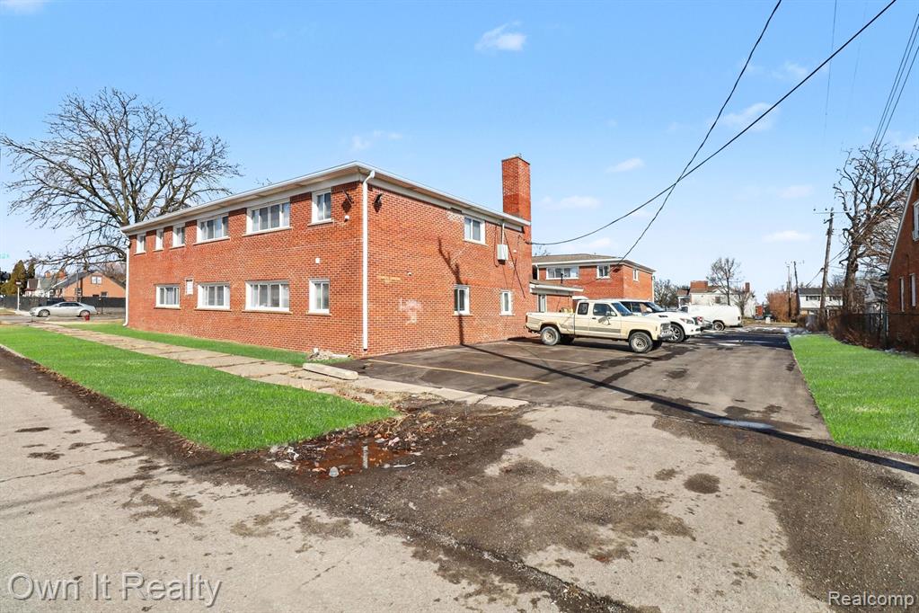 13031 Unit #14 Joy Road Property Photo 5