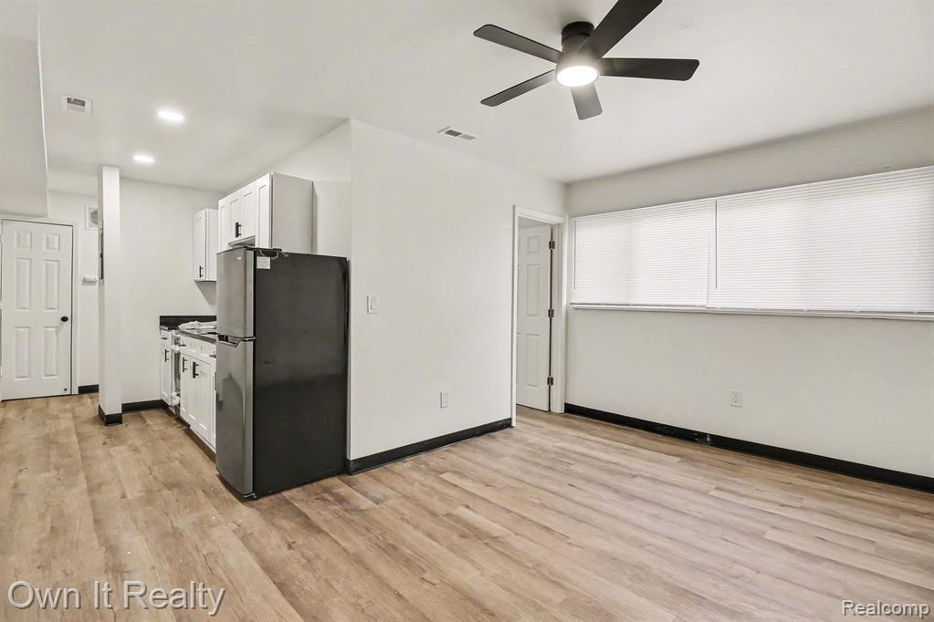 13031 Unit #14 Joy Road Property Photo 6