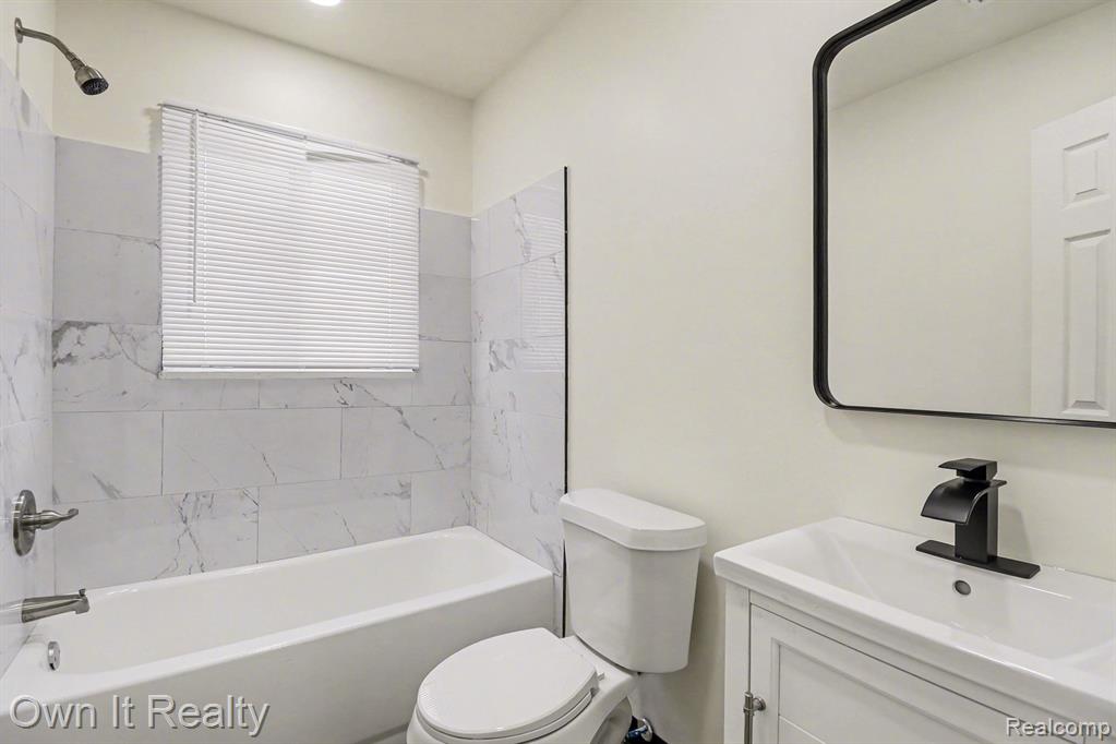 13031 Unit #14 Joy Road Property Photo 26