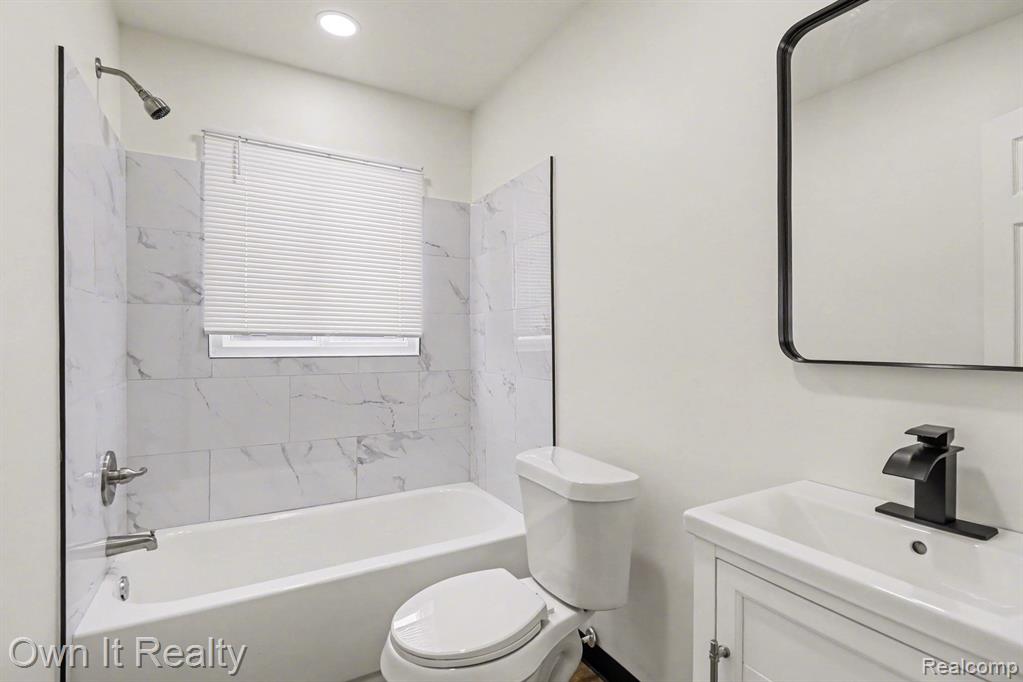 13031 Unit #14 Joy Road Property Photo 28