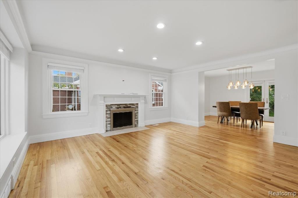 1872 Banbury Street Property Photo 7