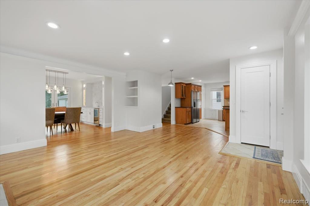 1872 Banbury Street Property Photo 8