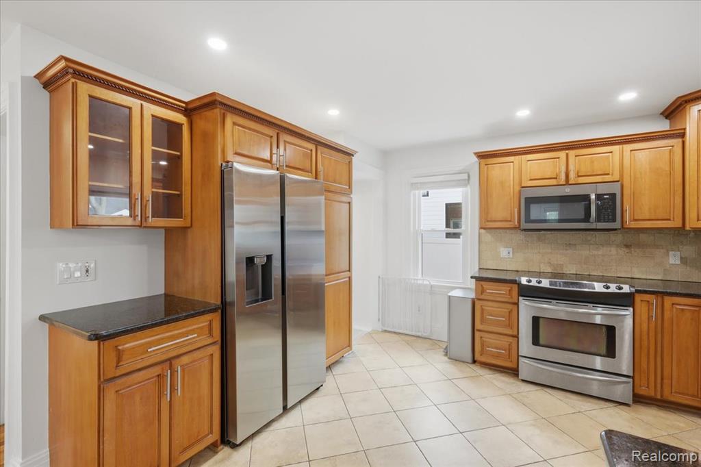 1872 Banbury Street Property Photo 16