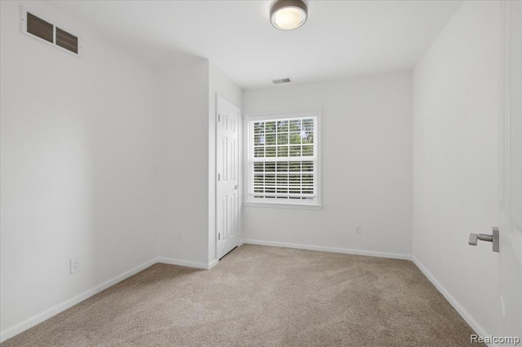 1872 Banbury Street Property Photo 24