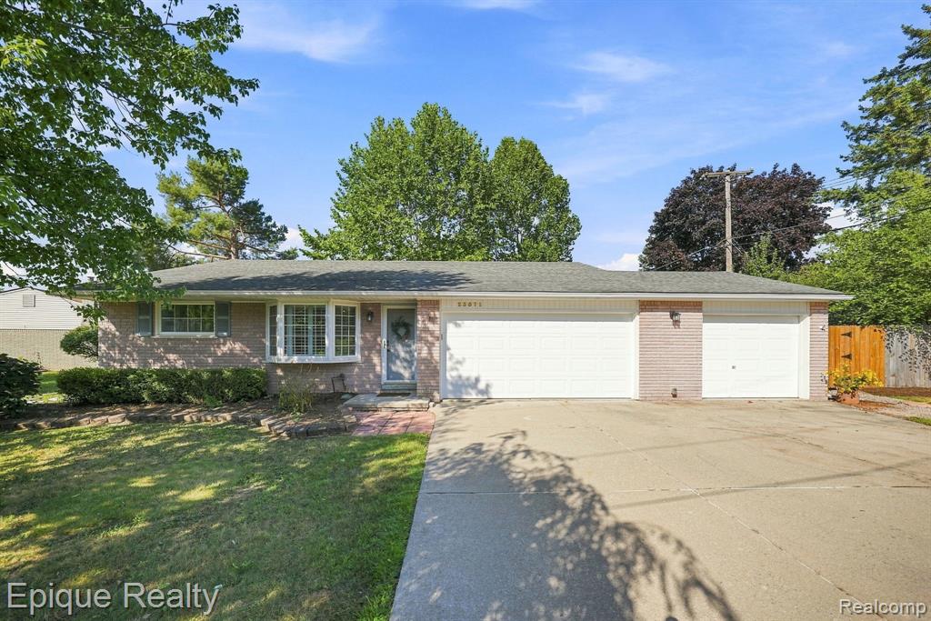 23571 E Le Bost Property Photo 1
