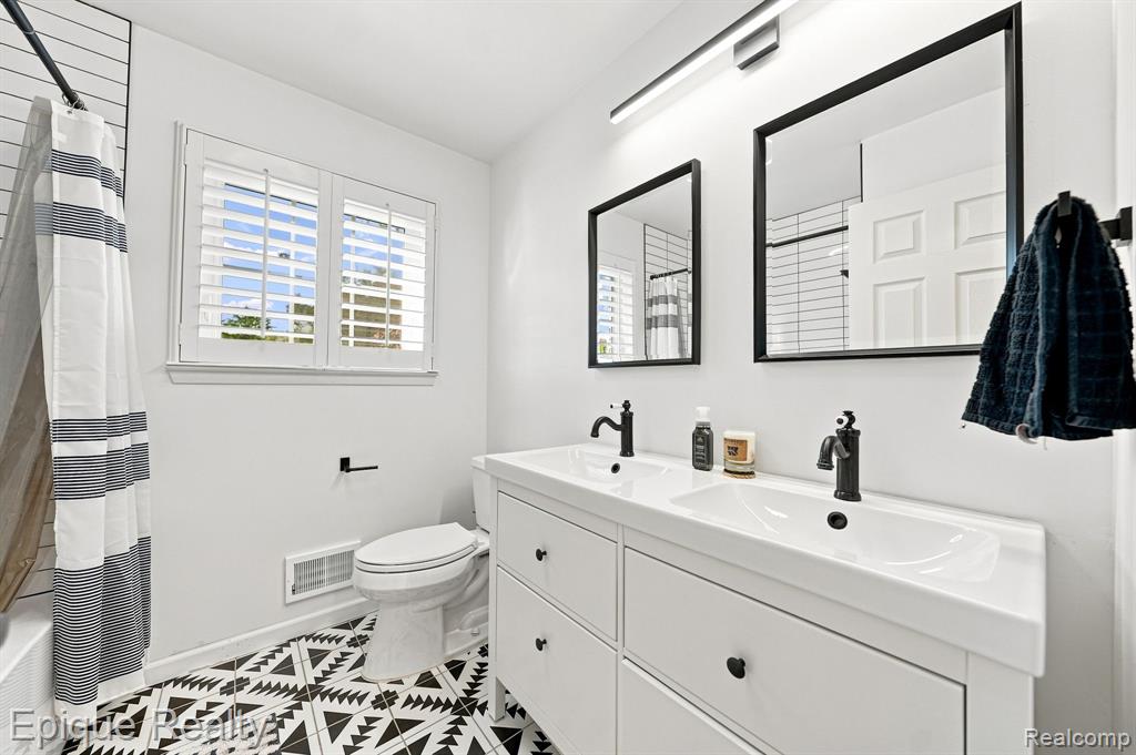 23571 E Le Bost Property Photo 16