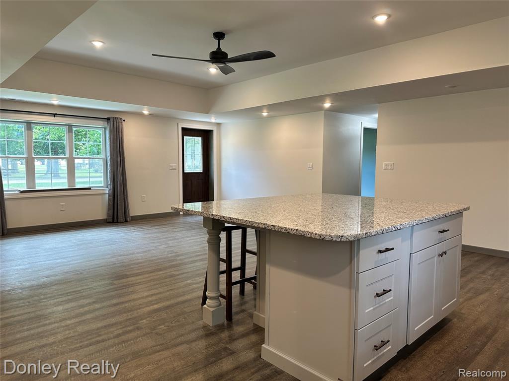 2840 Fenner Street Property Photo 5