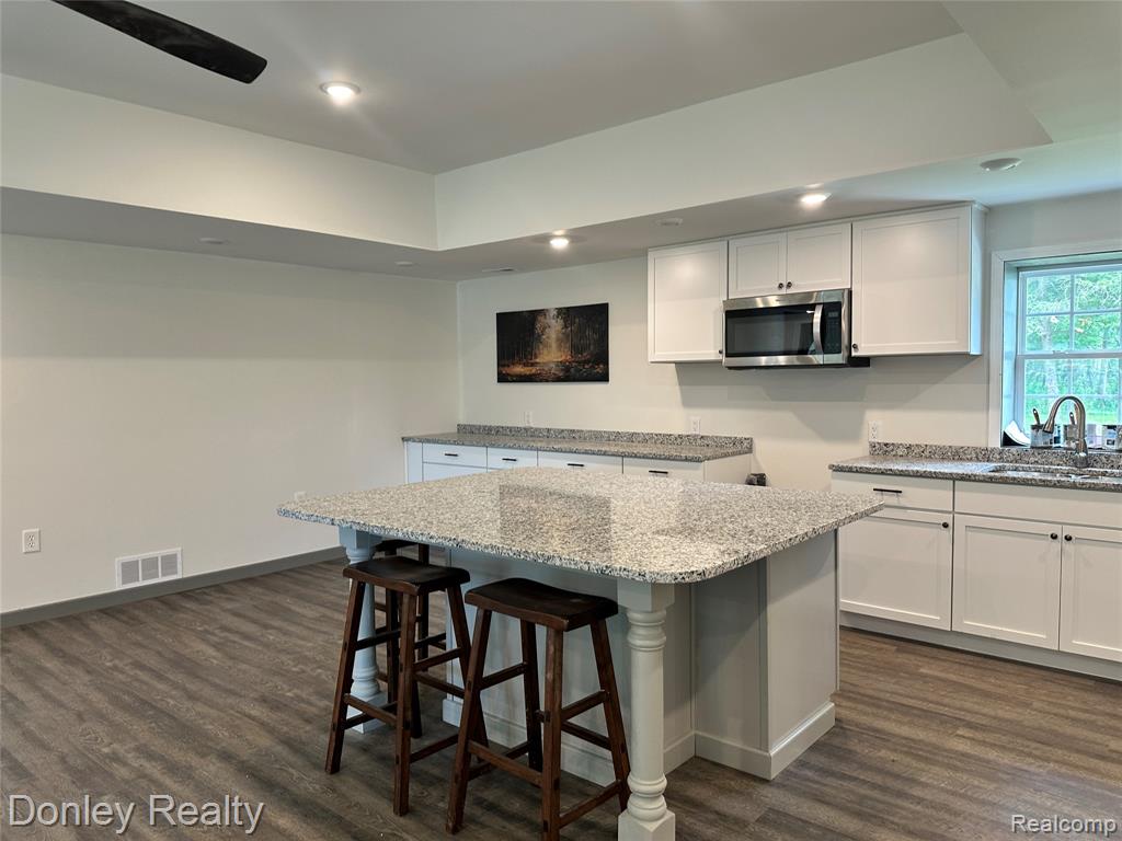 2840 Fenner Street Property Photo 7