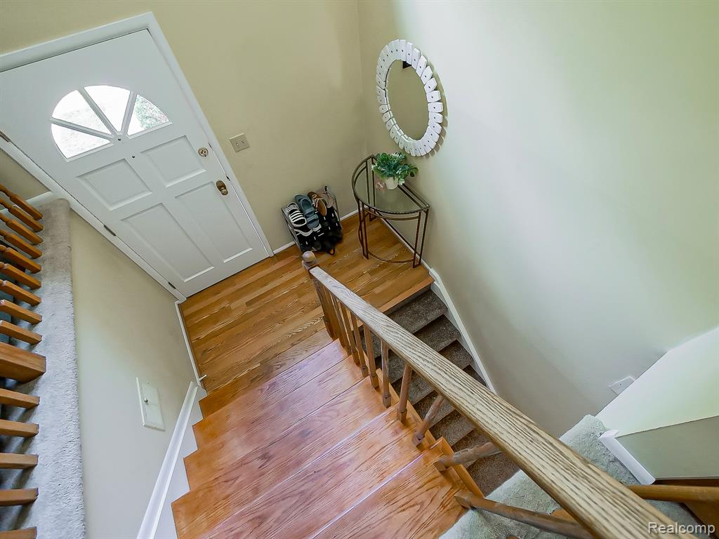 525 Langfield Street Property Photo 4