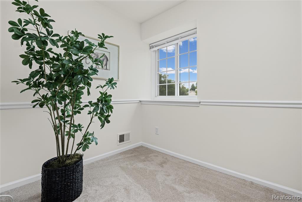 47197 Scarlet Drive Property Photo 41