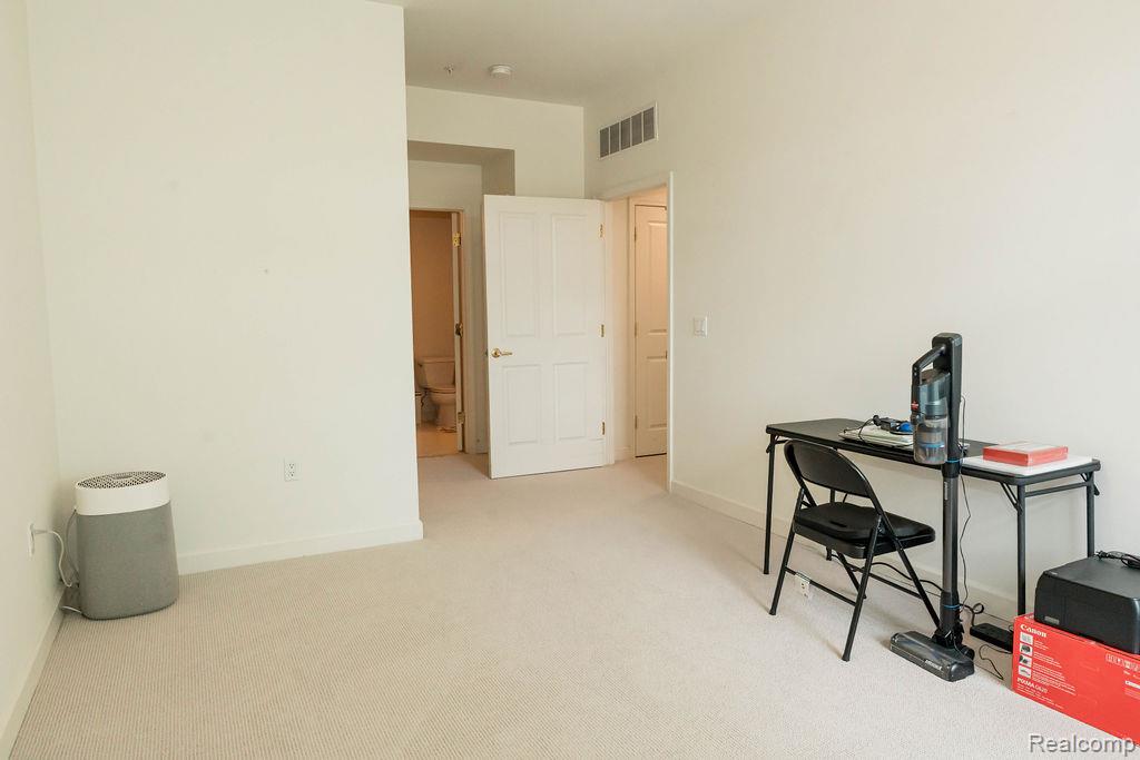 807 Asa Gray Drive Property Photo 16