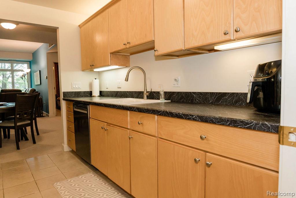807 Asa Gray Drive Property Photo 24